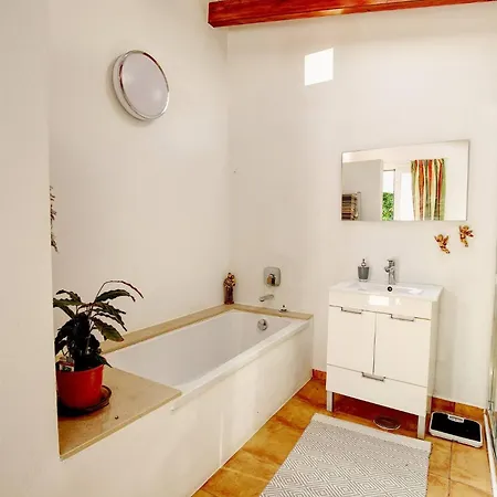 House In Quiet Location *